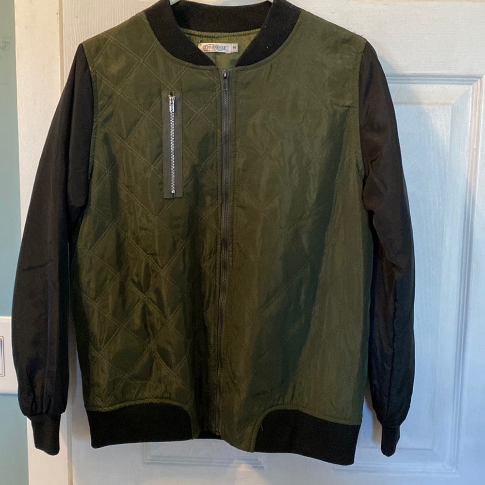Bought for dance in 2020. Only used for pictures.